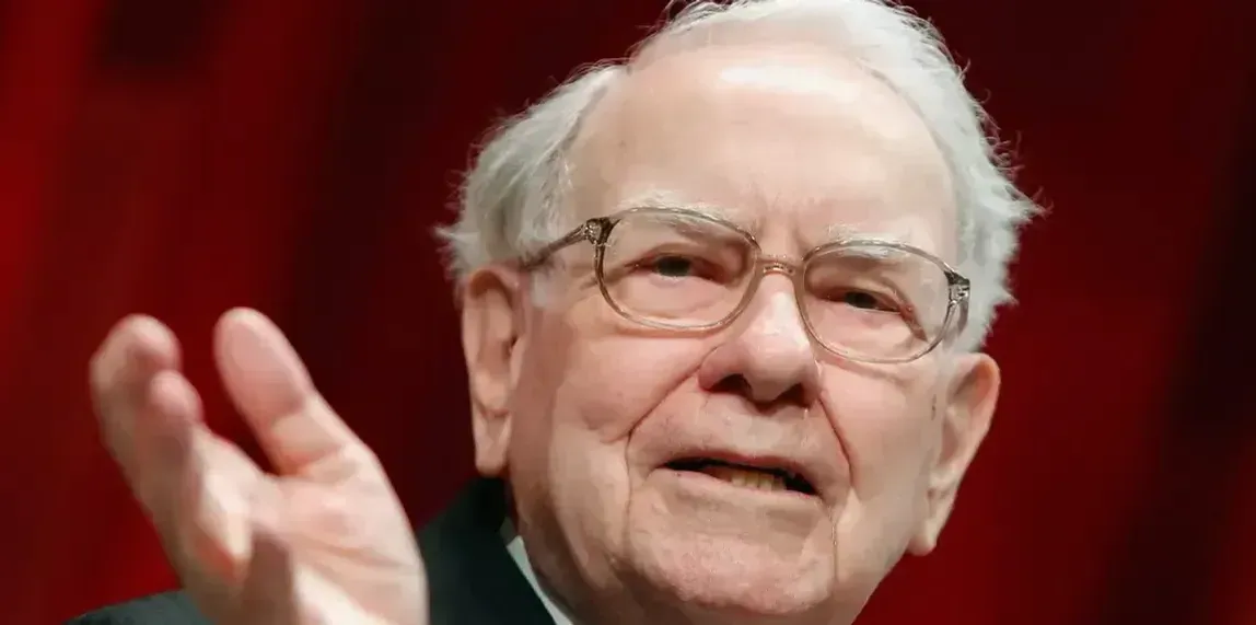 A Digital Mirror Image: Inside Berkshire Hathaway’s High Tech Gamble