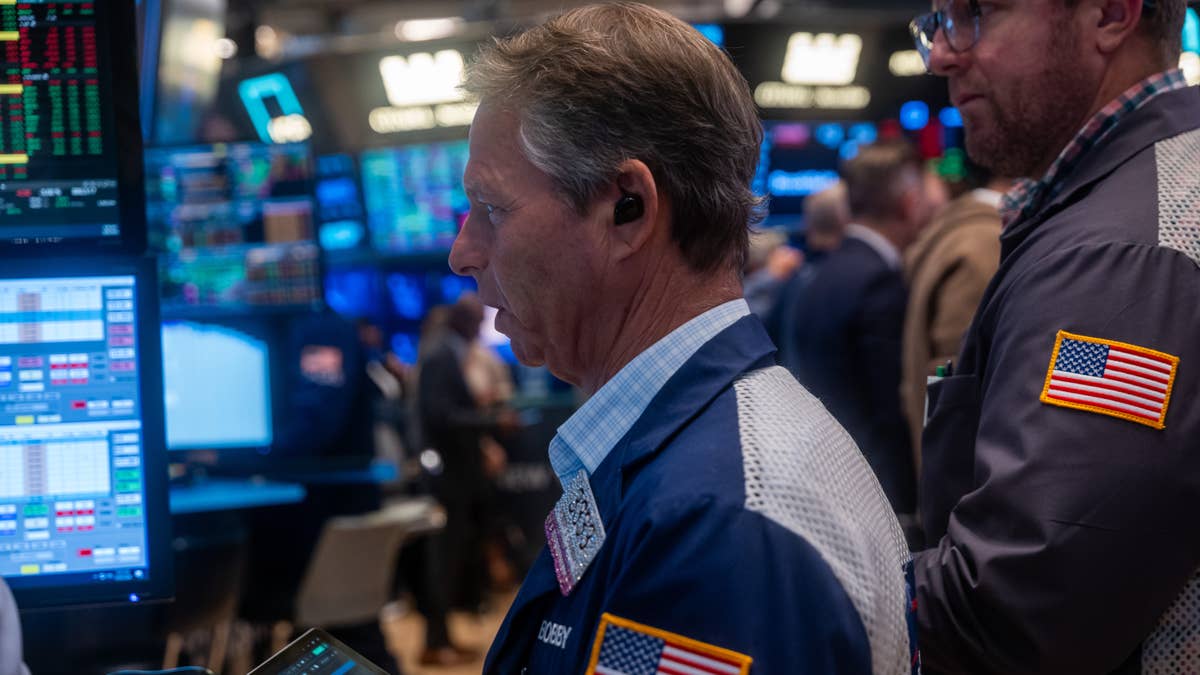 SCHD puts dividend investors at critical crossroads